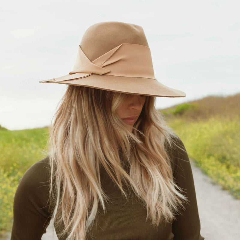 GARDENIA FELT HAT